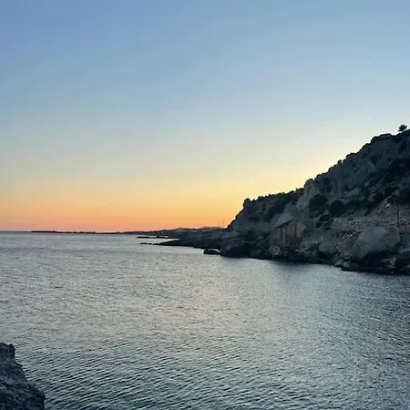 κρητικό σπίτι στον παράδεισο * Agios Pandeleimon (Crete)
